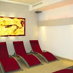 Дом отдыха In With Sauna And Mountain Views *