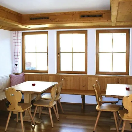 בית נופש In With Sauna And Mountain Views *